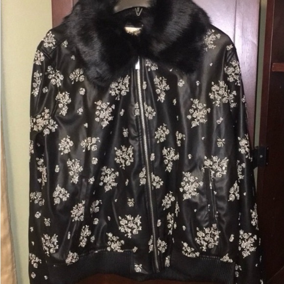 Michael Michael Kors Embroidered Faux-Fur-Trim Bomber Jacket - Picture 3 of 8